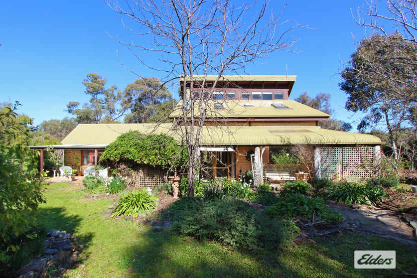 Click to view all images 63 Pinchgut Lane Shelbourne VIC 3515 - Image 3