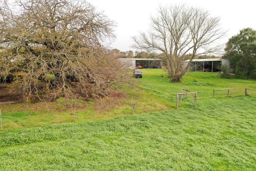 Click to view all images 110 South Road Wellington Mill WA 6236 - Image 2