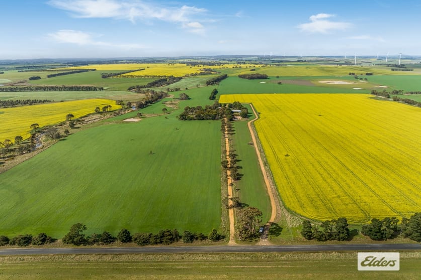 Click to view all images 759 Middle Creek Road Buangor VIC 3375 - Image 3