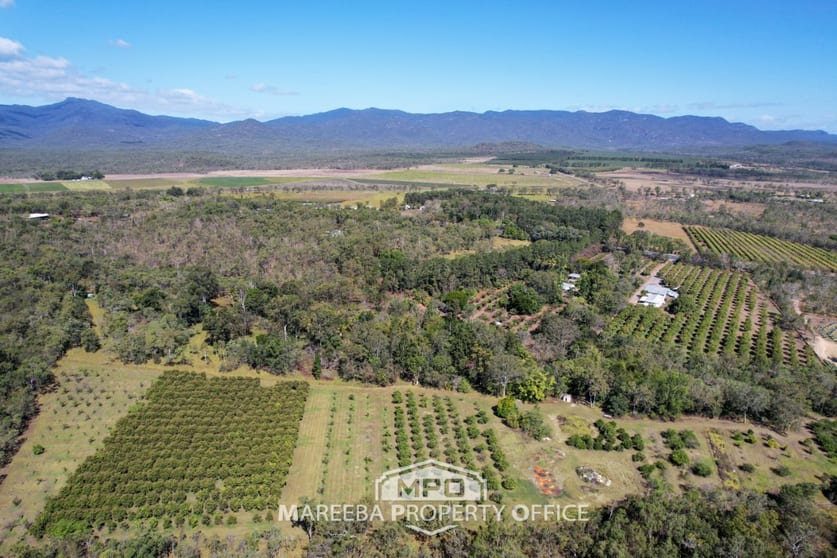 Click to view all images 3762 Kennedy Highway Mareeba QLD 4880 - Image 2