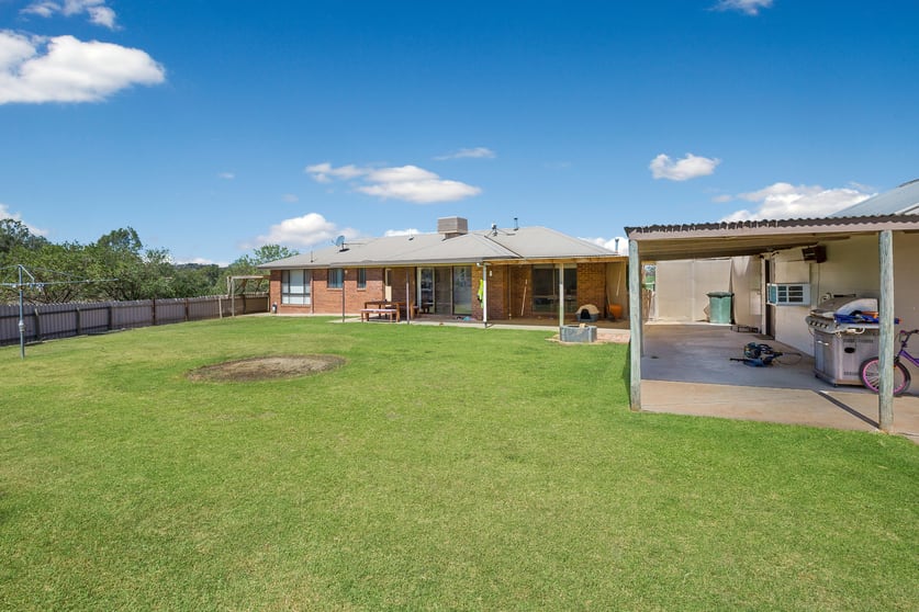 Click to view all images 60 Stewarts Lane Lockwood VIC 3551 - Image 3