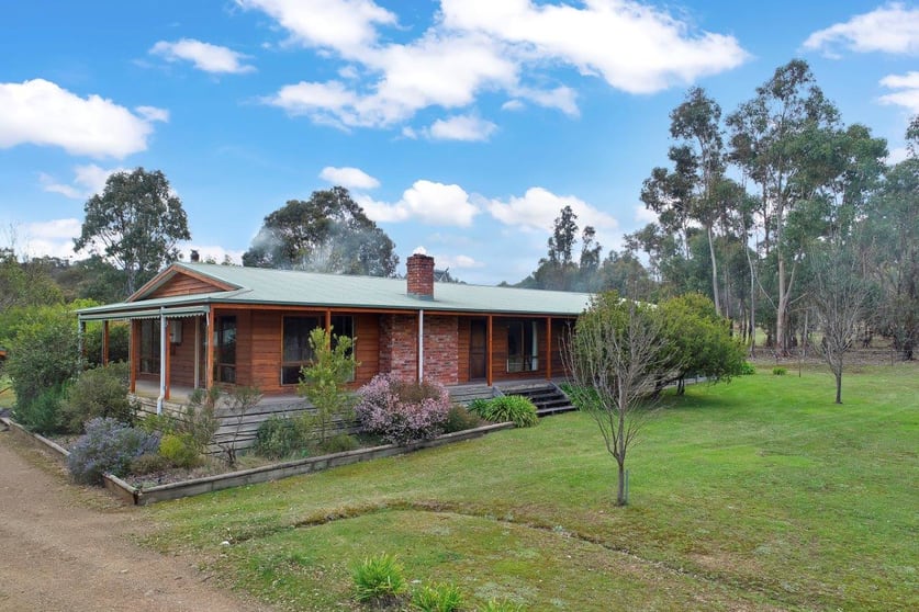 Click to view all images 60 Melba Road Barwite VIC 3722 - Image 3