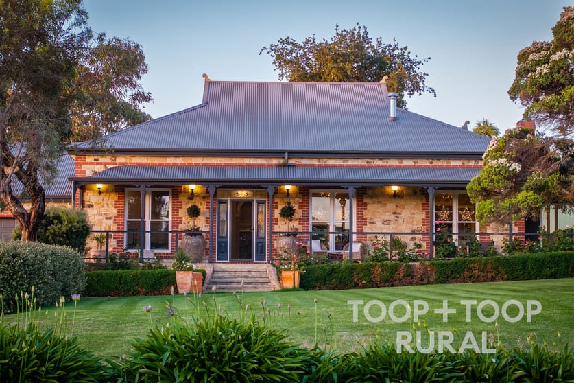 Click to view all images 328 Martin Hill Road Forreston SA 5233 - Image 2