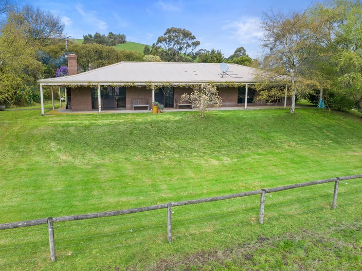 Click to view all images 226 Wild Dog Road Strzelecki via Korumburra VIC 3950 - Image 2