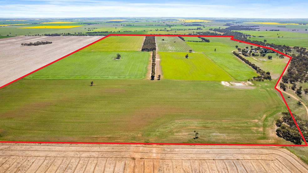 Click to view all images 635 Dunmunkle Creek Road Rupanyup VIC 3388 - Image 3