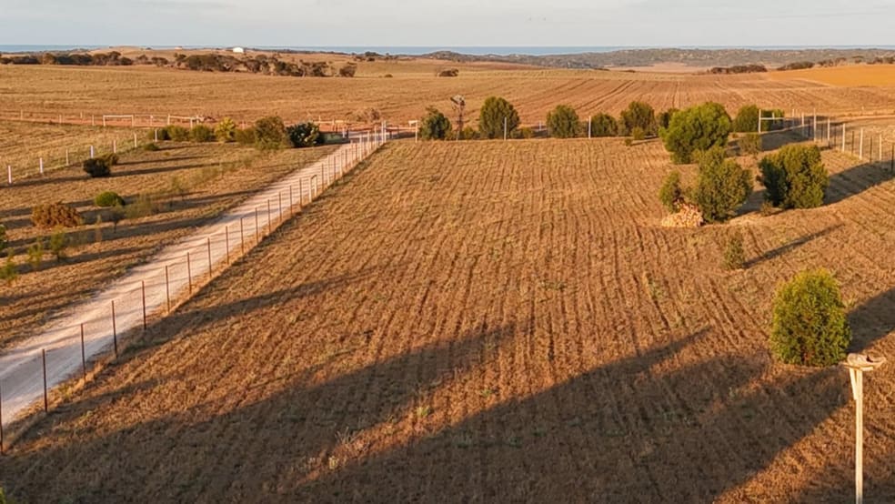 Click to view all images 182 Andersons Road Streaky Bay SA 5680 - Image 2