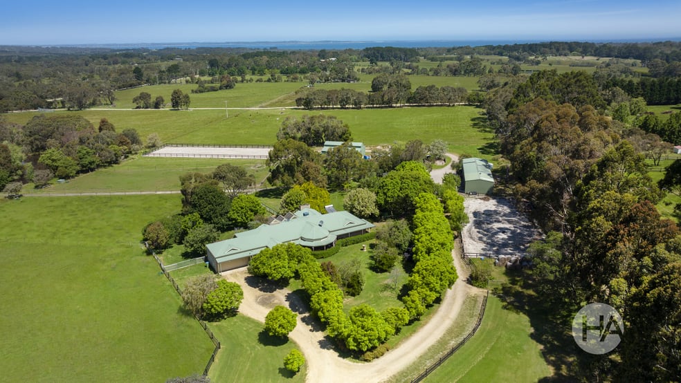 Click to view all images 75 Bittern-Dromana Road Balnarring VIC 3926 - Image 1