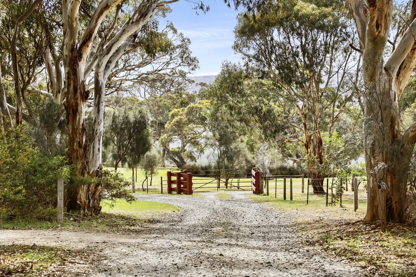 Click to view all images 395 Crows Nest Road Port Elliot SA 5212 - Image 3