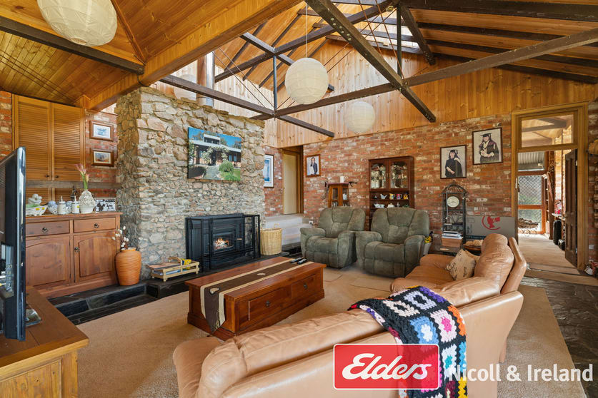 Click to view all images 1585 Mid Western Highway Evans Plains NSW 2795 - Image 2