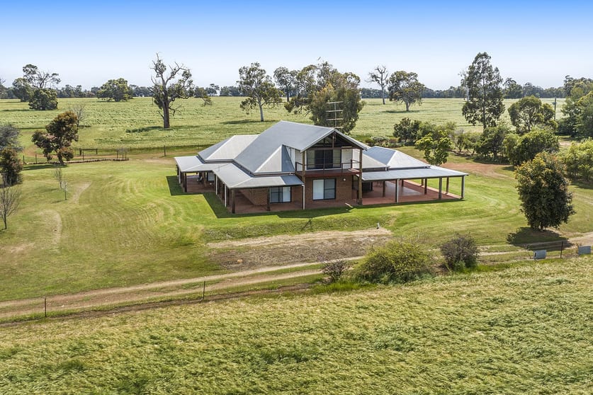 Click to view all images 3009 Bindoon-Dewars Pool Road Bindoon WA 6502 - Image 1