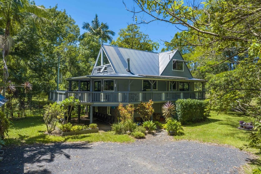 Click to view all images 8 Randle Road Marom Creek NSW 2480 - Image 2