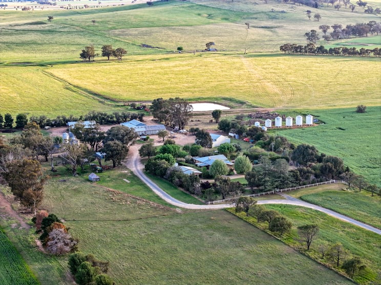 Click to view all images 'Spring Creek' Old Cootamundra Road Cootamundra NSW 2590 - Image 2