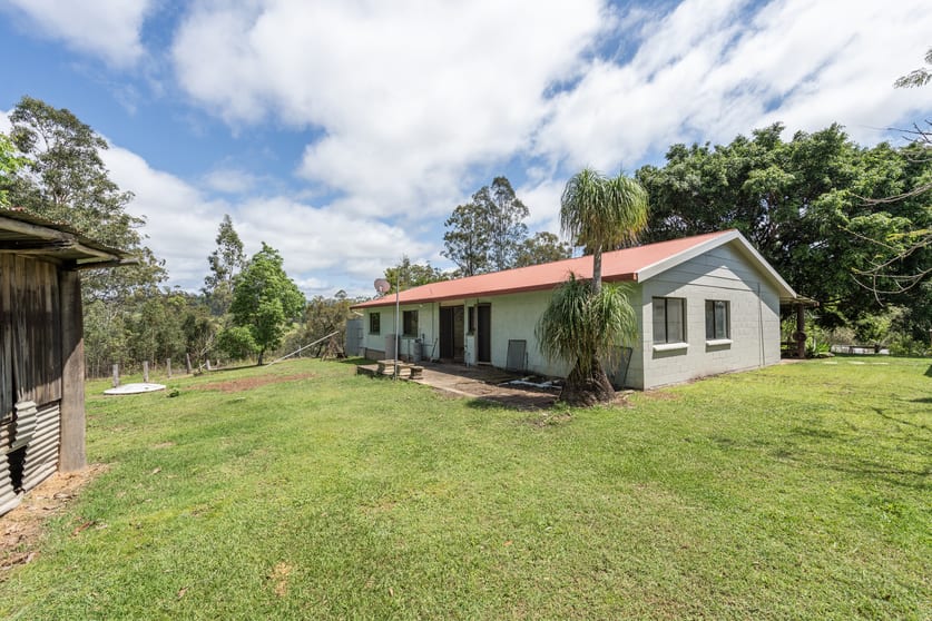 Click to view all images 3422 Gwydir Highway Jackadgery NSW 2460 - Image 2