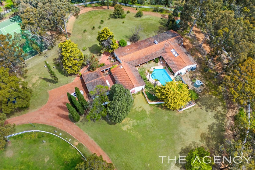 107 Quenda Glade Gidgegannup WA 6083 - Image 2