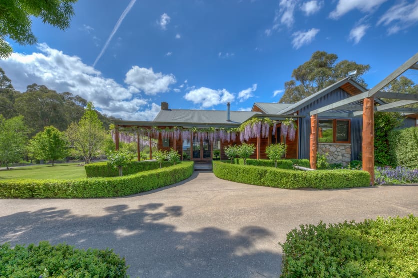 Click to view all images 227 Mount Porepunkah Road Bright VIC 3741 - Image 2