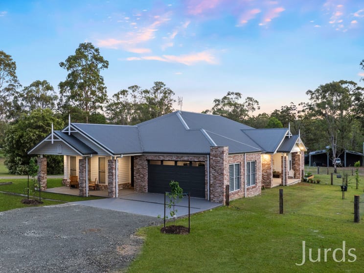 Click to view all images 1564 Wine Country Drive North Rothbury NSW 2335 - Image 1