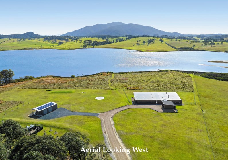 Click to view all images 80 Lamont Young Drive Mystery Bay NSW 2546 - Image 3