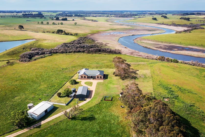 Click to view all images 279 Dances Road Nirranda South VIC 3268 - Image 3