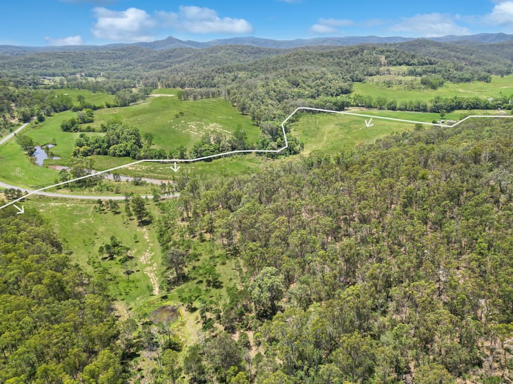 Click to view all images 3324 Great North Road Wollombi NSW 2325 - Image 2