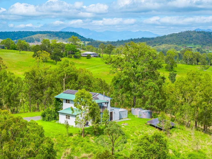 Click to view all images 539 Oaky Creek Road Oaky Creek QLD 4285 - Image 2