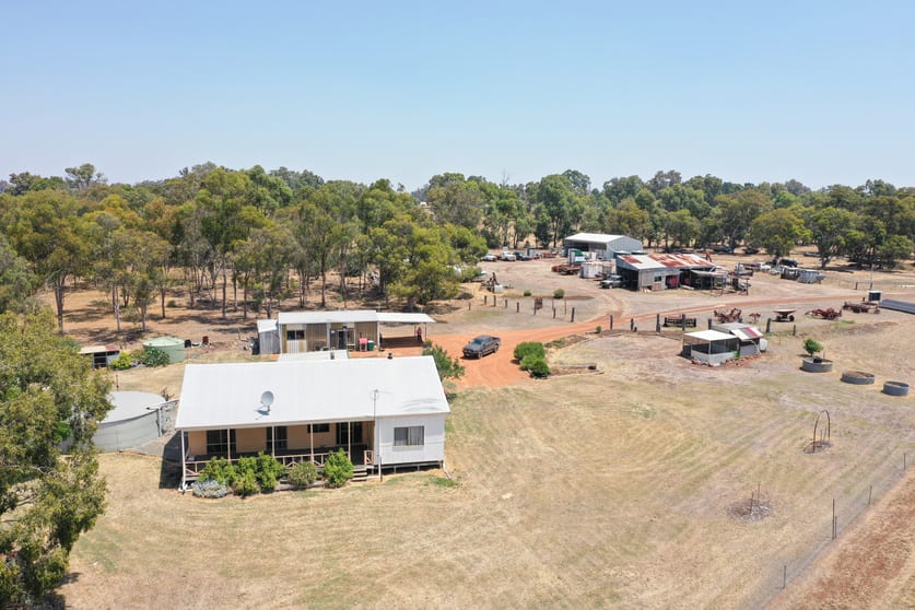 Click to view all images 340 Craigie Road Kulikup WA 6244 - Image 2