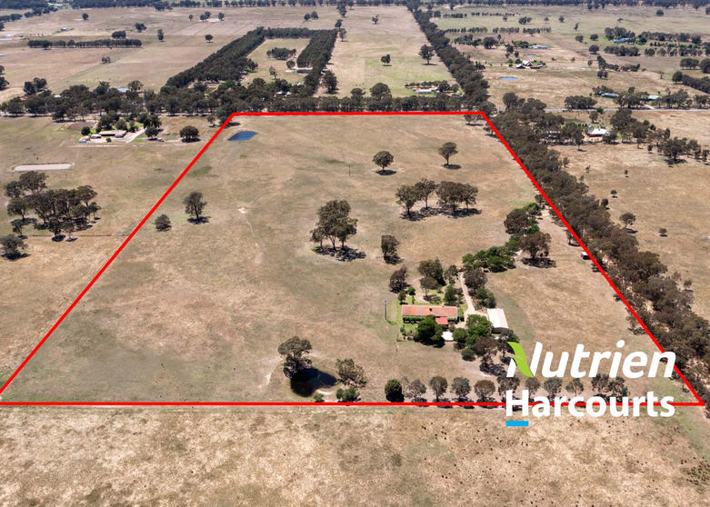 Click to view all images 336 Gravel Pit Road Wangaratta South VIC 3678 - Image 2