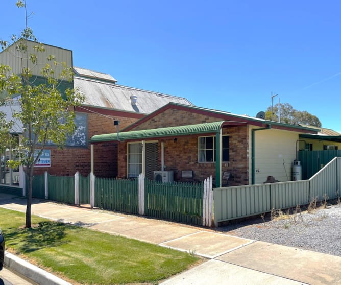 Click to view all images 35-37 Barr Street Tungamah VIC 3728 - Image 3