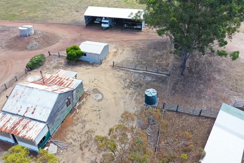 Click to view all images 34 Mill Road Yornup WA 6256 - Image 2