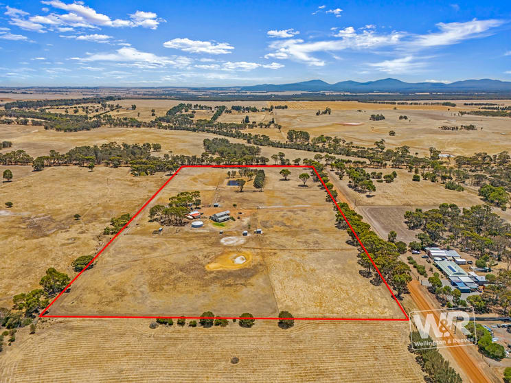 Click to view all images 20 Ross Road Kendenup WA 6323 - Image 3