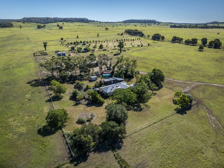 Click to view all images 833 Fosters Road Guluguba QLD 4418 - Image 2