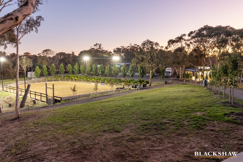 Click to view all images 112 Cherry Tree Lane Bungendore NSW 2621 - Image 3