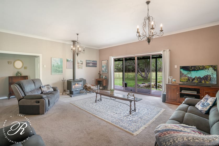 Click to view all images 1157 The Bucketts Way Limeburners Creek NSW 2324 - Image 2