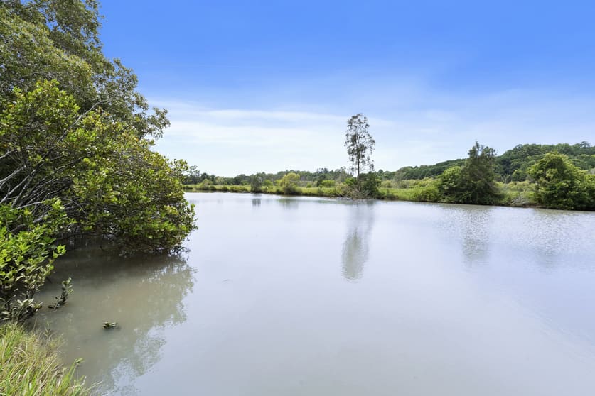 Click to view all images 464 Bilambil Road Bilambil NSW 2486 - Image 2