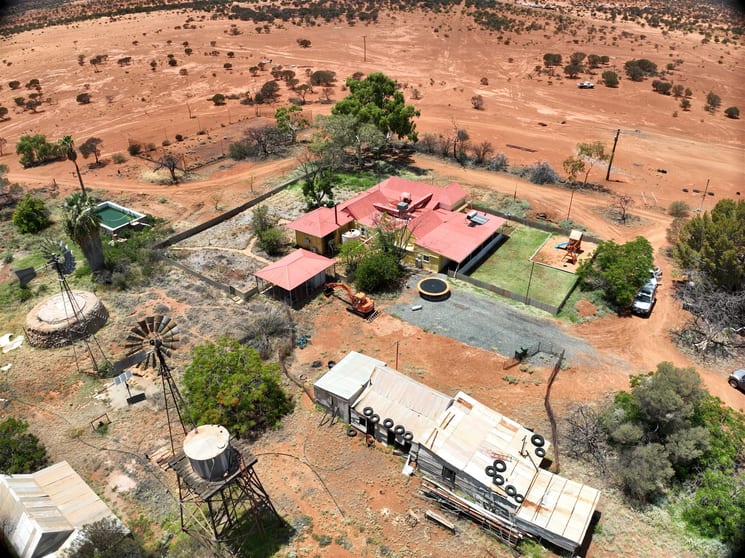 Click to view all images Yoothapina Station Meekatharra WA 6642 - Image 1