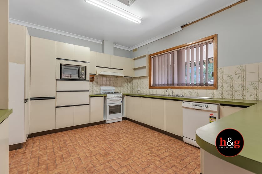Click to view all images 180-192 Waverley Avenue Merrigum VIC 3618 - Image 3