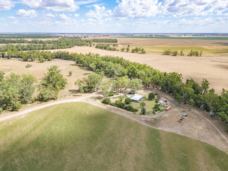 Click to view all images 1389 Wambianna Road Gin Gin NSW 2823 - Image 3