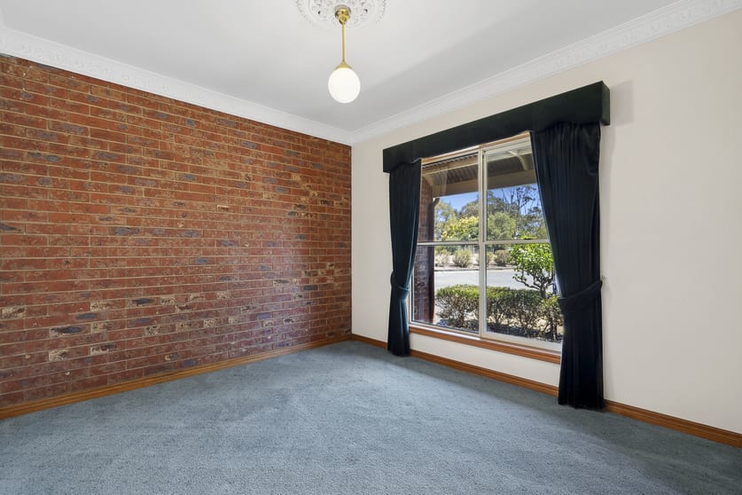 Click to view all images 370 Corangamite Lake Road Cororooke VIC 3254 - Image 3