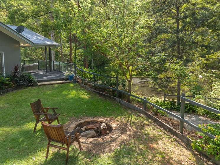 Click to view all images 516 Haven Road Upper Brookfield QLD 4069 - Image 3