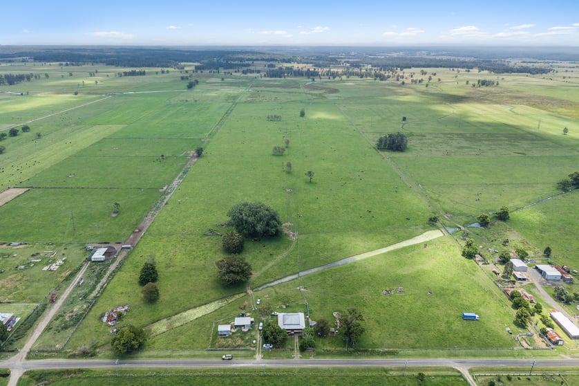 Click to view all images 83 Sutherlands Lane Bellimbopinni NSW 2440 - Image 1