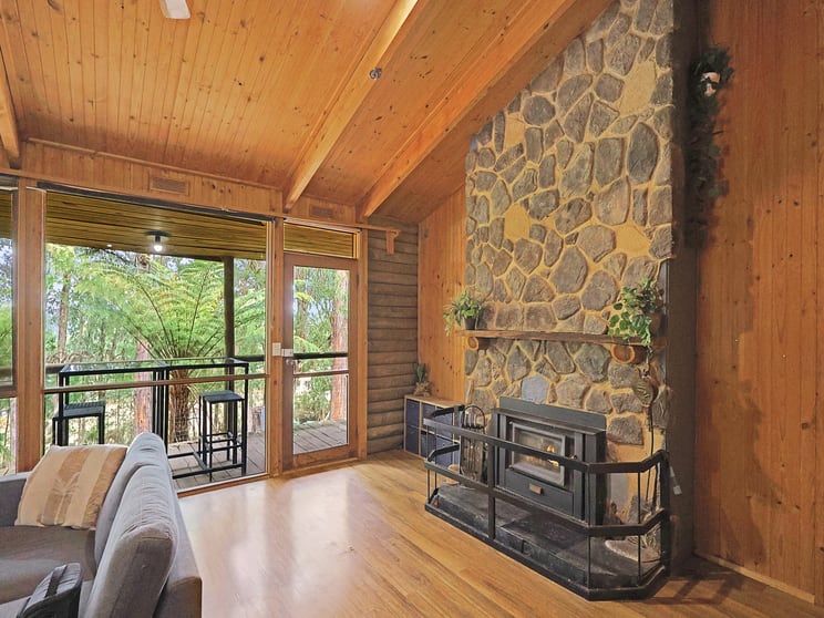 Click to view all images 90 Stolls Road Buln Buln VIC 3821 - Image 2
