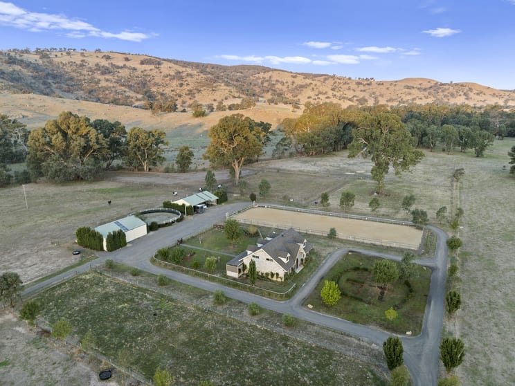Click to view all images 646 Sheans Creek Road, Balmattum via Euroa VIC 3666 - Image 3