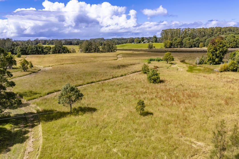Click to view all images 1055 Martells Road Urunga NSW 2455 - Image 3