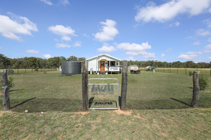 Click to view all images 364 Corishs Lane Gulgong NSW 2852 - Image 2