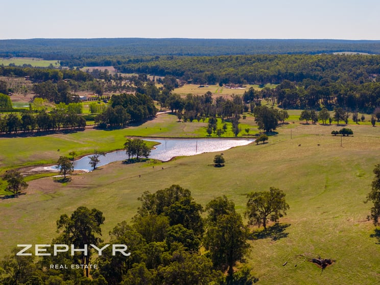 Click to view all images 92 Trigwell Road Upper Capel WA 6239 - Image 2