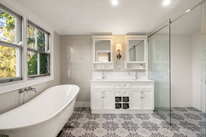 Click to view all images 444 Lake Manchester Road Kholo QLD 4306 - Image 3
