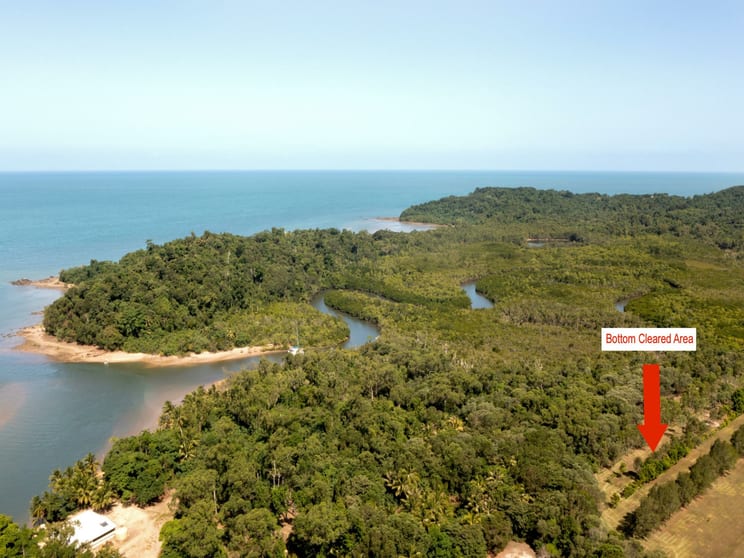 Click to view all images 116 Fig Tree Beach Road Midgeree Bar QLD 4852 - Image 3