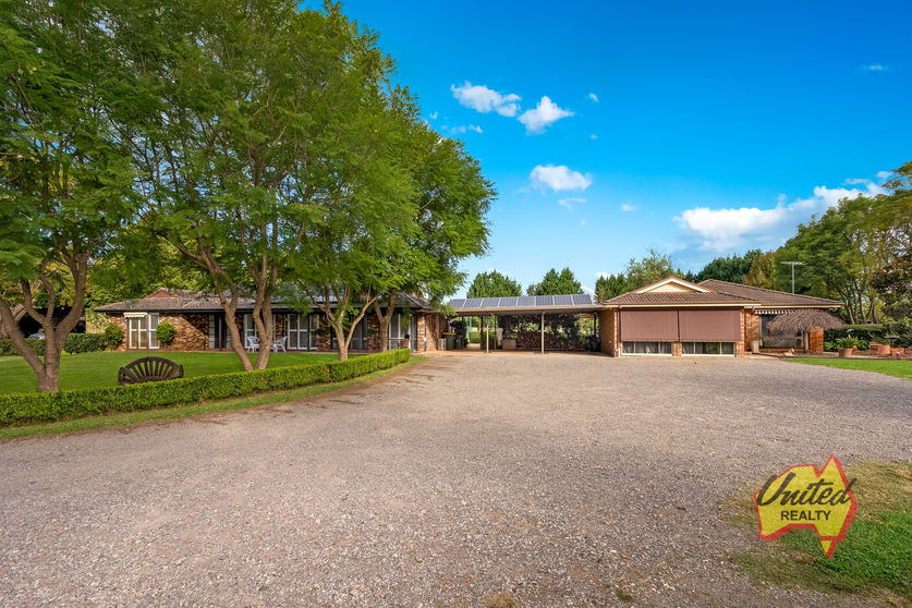 Click to view all images 39 Waterfall Creek Road The Oaks NSW 2570 - Image 3