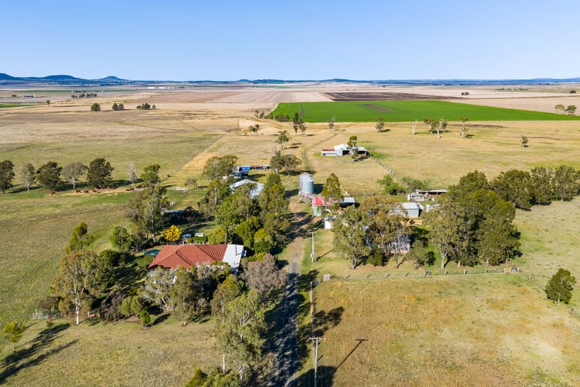 Click to view all images "Karandah" 334 Budgee Road Budgee QLD 4359 - Image 1