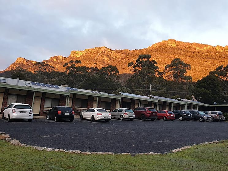 Click to view all images Motel business for sale in Halls Gap - Image 3