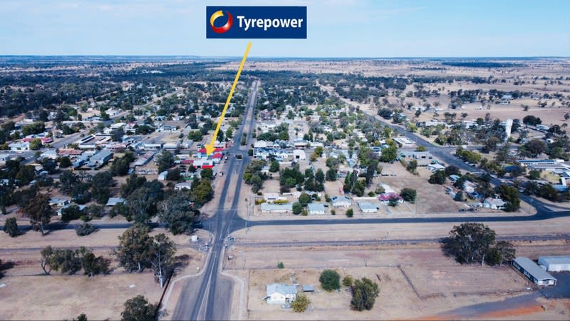 Click to view all images Automotive & Marine business for sale in Mitchell - Image 2